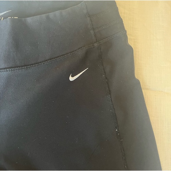 Nike Black Wide Leg Leggings - Picture 2 of 5